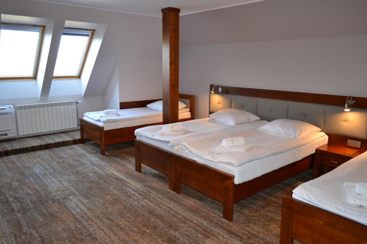 Hotel Lokis Niedzica Zamek Exterior foto